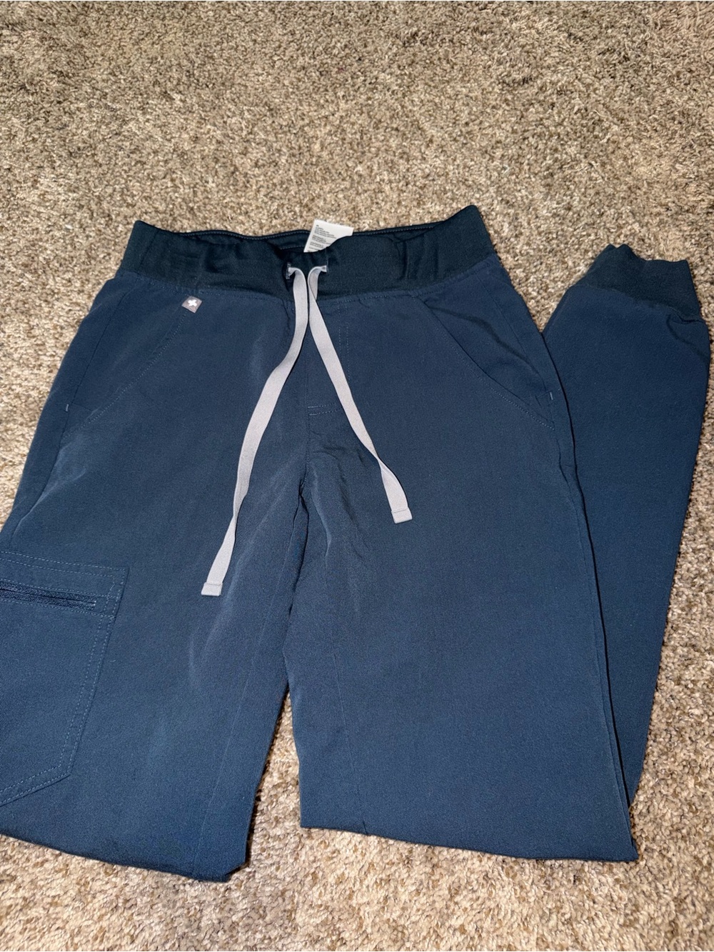 Figs women’s navy Zamora jogger scrub pants xxs/tall